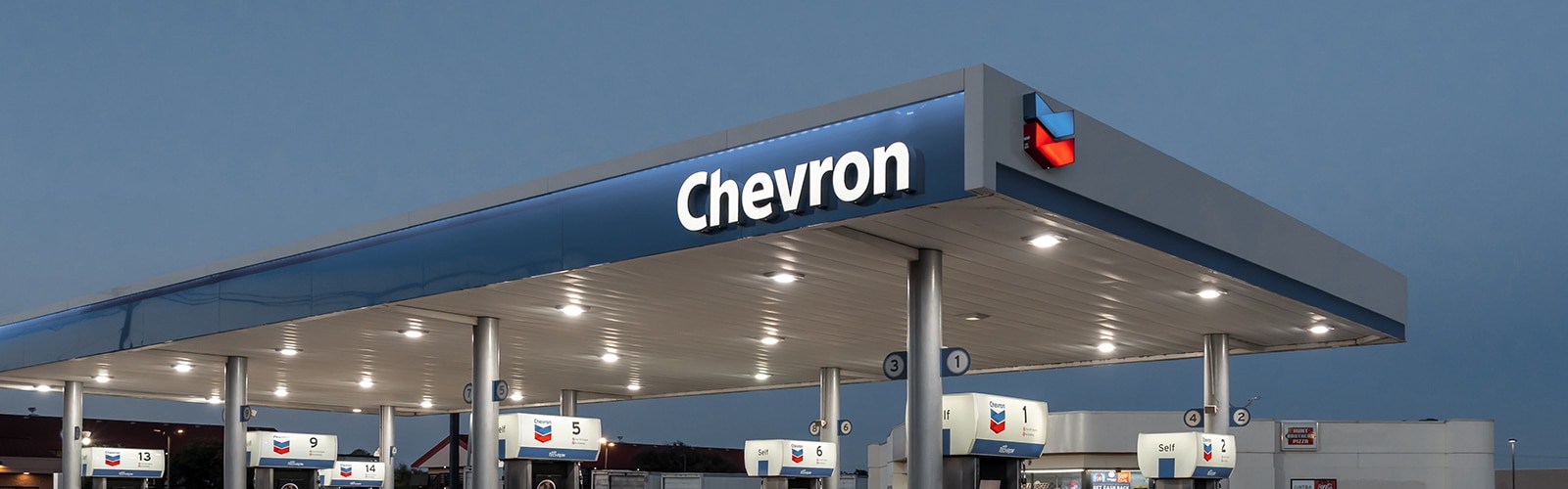 Chevron mit Allzeithoch: Anstieg der Ölpreise dürfte Gewinne sprudeln lassen